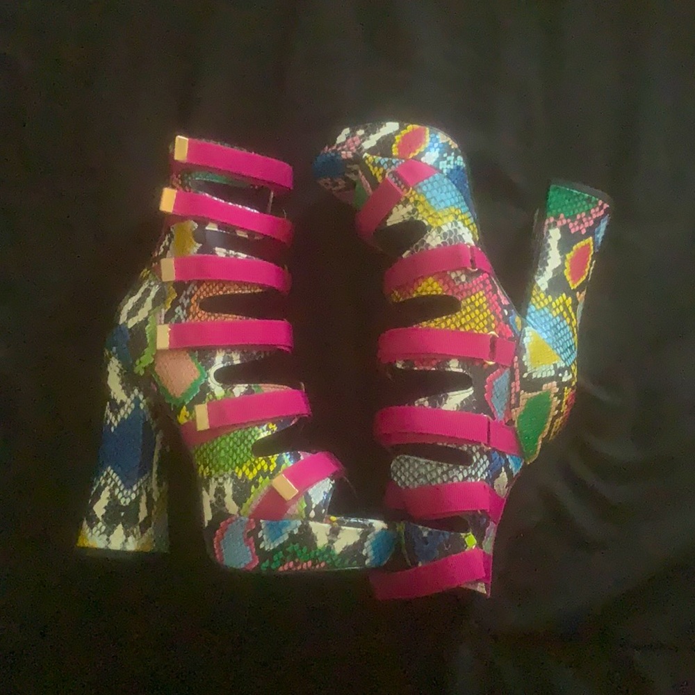 Beautiful brand new never worn multi-color heels.